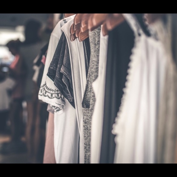 ****A Well Curated Closet**** - Picture 1 of 2